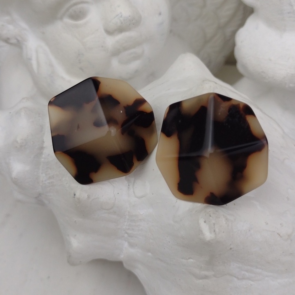 Machette Tortoises Shell Tan & Dark Brown Post Earrings